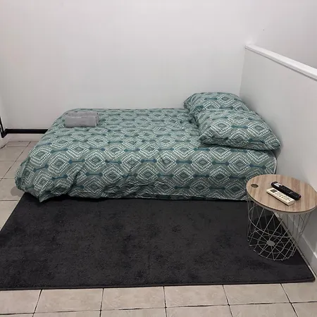 Duplex Cosy Proche Paris Διαμέρισμα *